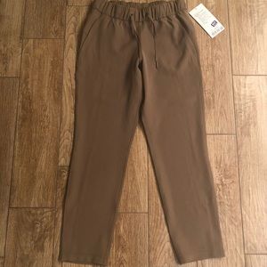 Lululemon On The Fly Khaki Tan Pants Size 4